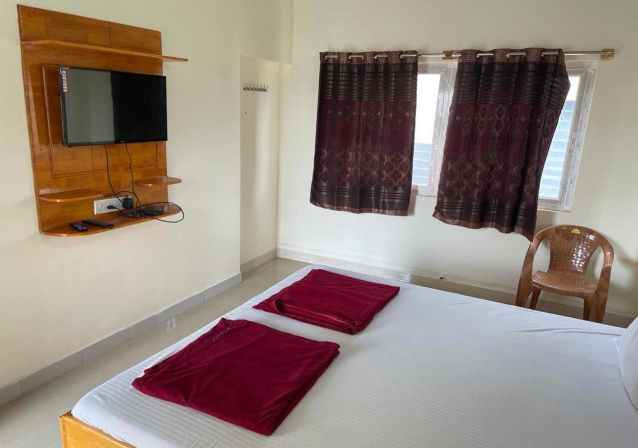 Naksha Tree Hotels - Yelagiri Eksteriør billede
