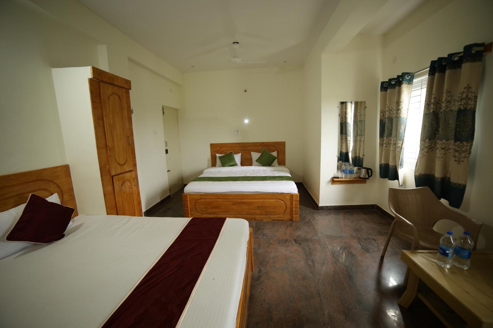 Naksha Tree Hotels - Yelagiri Eksteriør billede